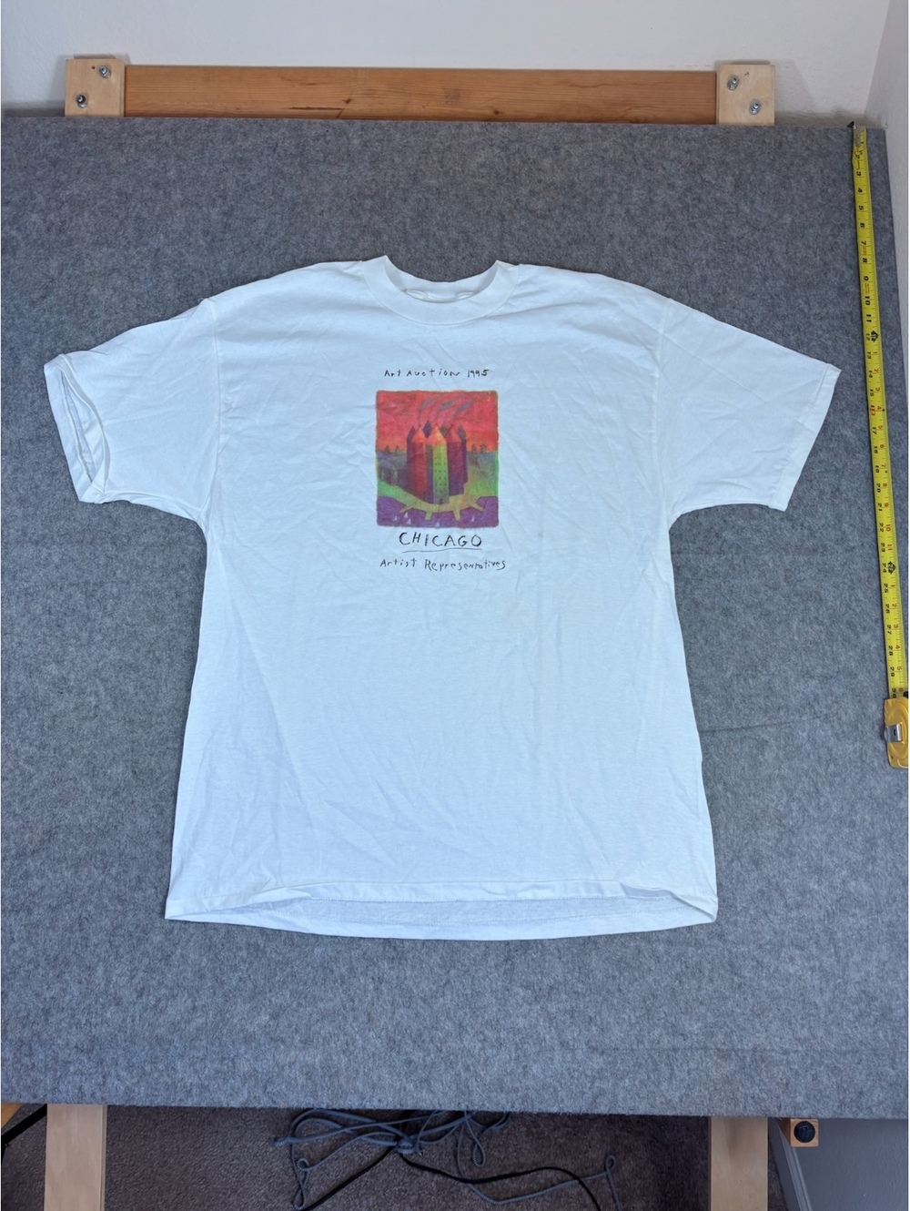 Vintage Art Auction 1995 Chicago white graphic T-shirt size XL
